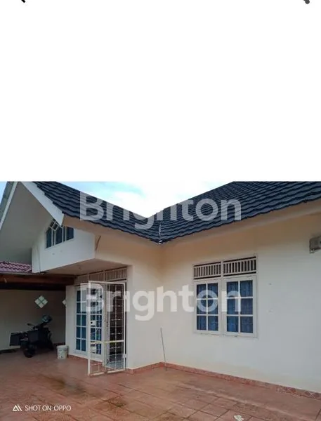 image RUMAH TENGAH KOTA (2)