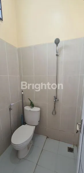 image RUMAH MEWAH TENGAH KOTA (5)