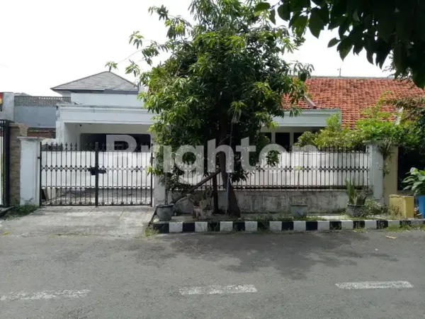 image RUNGKUT 1M AN RUMAH SIAP HUNI DEKAT MERR  (1)