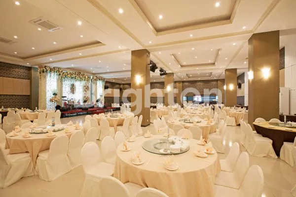 image COCOK BUAT OFFICE TOWER PUSAT KOTA SURABAYA (6)