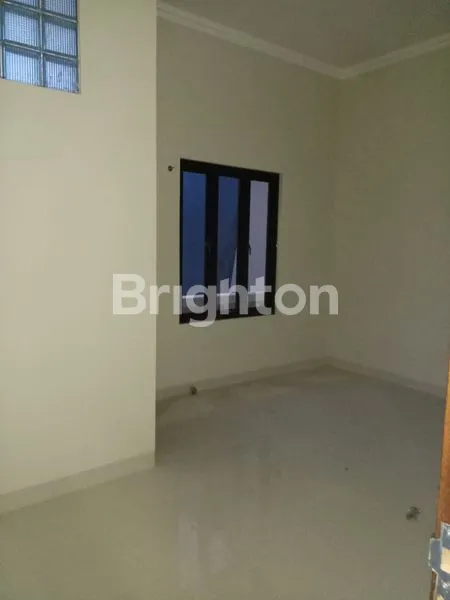 image RUMAH TOMANG JAKARTA BARAT (2)