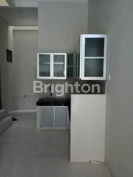 image RUMAH TOMANG JAKARTA BARAT (4)