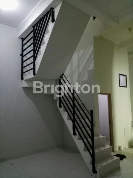 image RUMAH TOMANG JAKARTA BARAT (5)