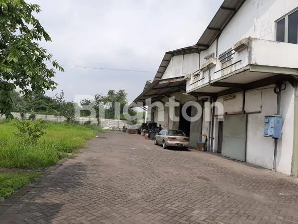 image DIJUAL GUDANG DI TAMAN, SEPANJANG (1)