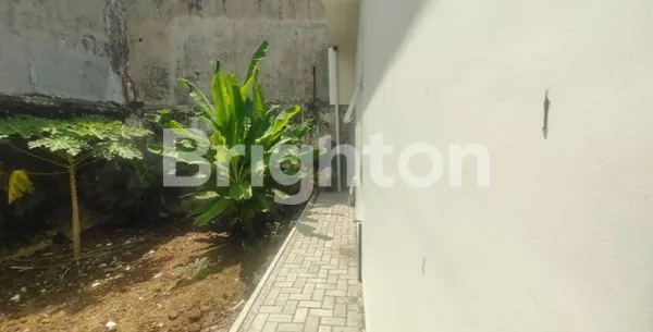 image RUMAH 1 LANTAI GAYUNG KEBONSARI SURABAYA (8)