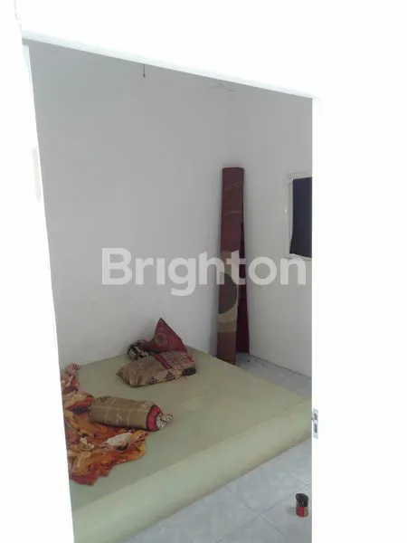 image RUMAH 2 LANTAI BISA UNTUK KOST DI TENGAH KOTA JOMBANG (3)
