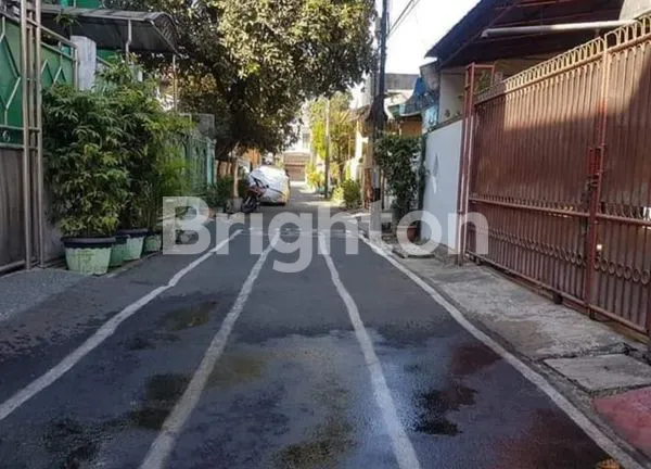 image RUMAH DI DAERAH CEMPAKA PUTIH (5)