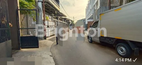 image RUMAH CATERING KEDOYA SELATAN PILAR BARU 2 LANTAI SEMI FURNISHED (4)