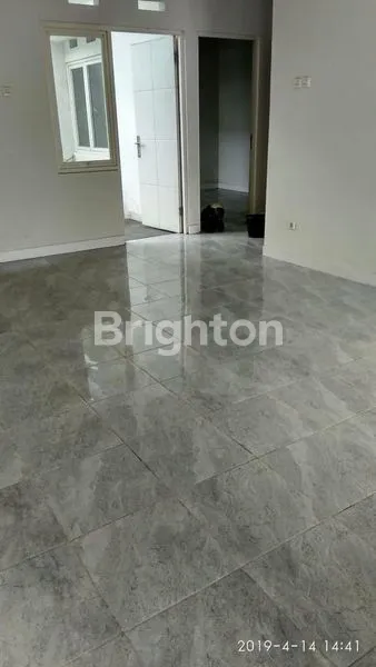 image RUMAH MINIMALIS DI VALENCIA TERRACE (3)