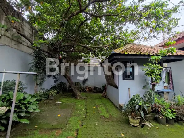 image RUMAH STRATEGIS PINGGIR JALAN CILODONG DEPOK COCOK UNTUK USAHA (5)