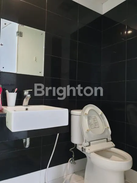 image APARTEMEN THE SQUARE, SATU SATUNYA APARTEMEN DI DEPAN KAMPUS UNIVERSITAS KRISTEN PETRA SURABAYA, FASILITAS KOMPLIT, DEKAT BANDARA DAN PINTU TOL WARU (2)