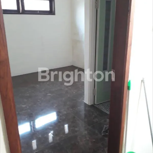 image RUMAH BANGUNAN BARU DIJUAL  DI KEBRAON SURABAYA (2)