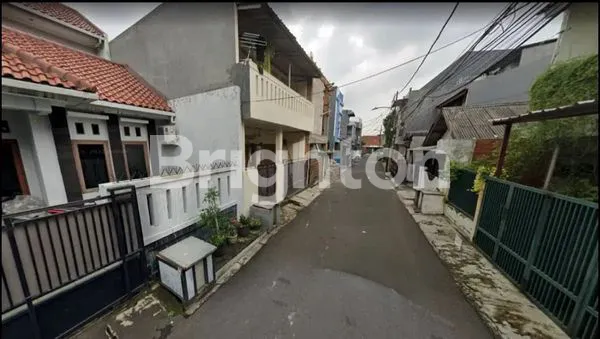 image RUMAH 4 BR BEBAS BANJIR DI RAWAMANGUN (2)