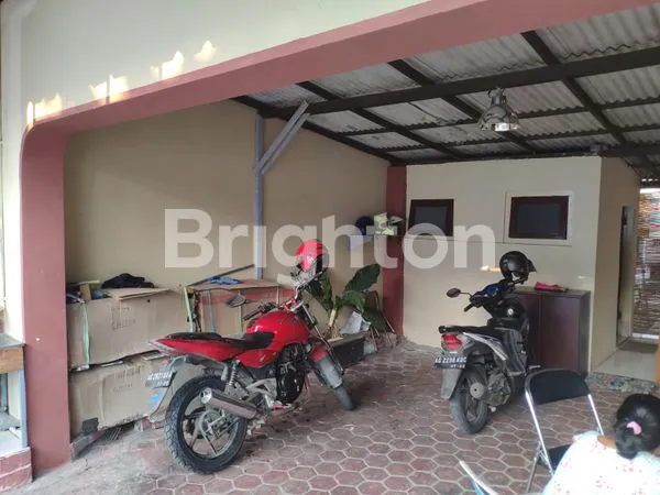 image RUMAH DI TENGAH KOTA KEDIRI  (3)