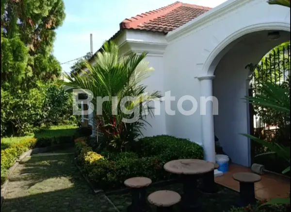image RUMAH MEWAH AMAN DAN NYAMAN DI PONDOK GEDE BEKASI (4)