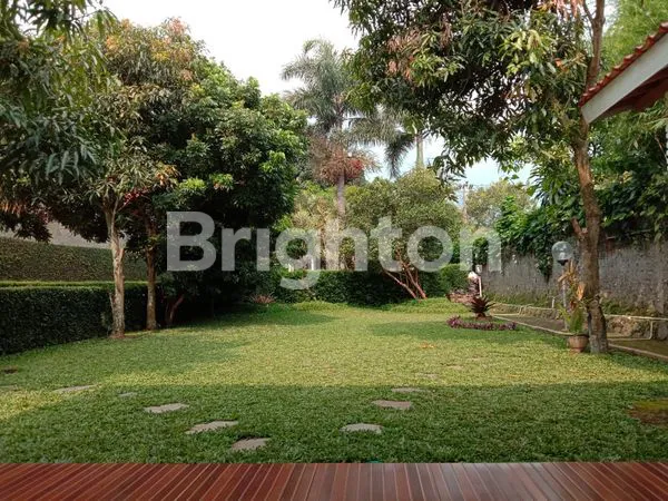 image RUMAH TINGGAL DEKAT AREA PERKANTORAN & PERTOKOAN DAN LINGKUNGAN NYAMAN (2)