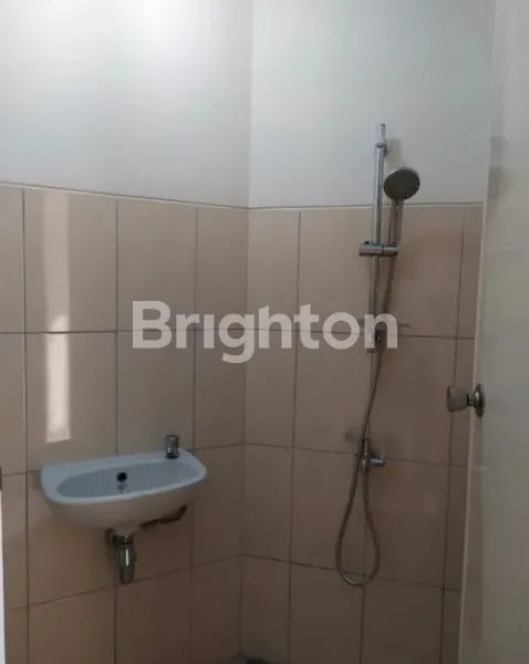 image APARTEMEN DUKUH PAKIS CITY VIEW LANTAI RENDAH DEKAT DARMO, MAYJEN SUNGKONO (6)