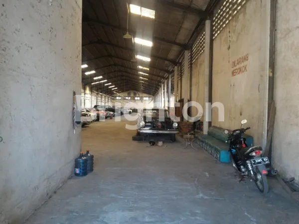 image GUDANG MURAH BEKAS PABRIK 1 GANG DENGAN GRAND HARVEST KEBRAON AREA KOMERSIL SURABAYA (8)