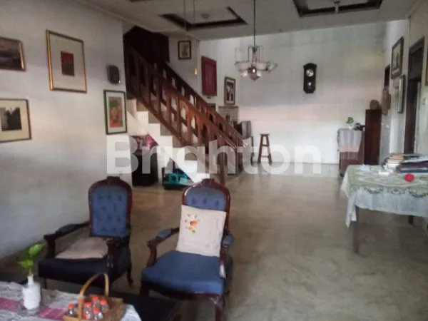 image RUMAH HOOK 2 LANTAI DI NGAGEL JAYA TENGAH, DEKAT TOKO BUKU URANUS, DEKAT BILKA, DEKAT STTS (2)