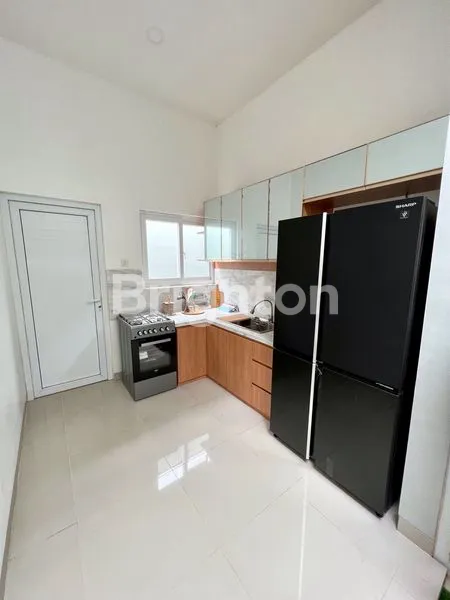 image RUMAH BARU TOWNHOUSE MINIMALIS MEWAH DAN STRATEGIS DI TENGAH KOTA (5)