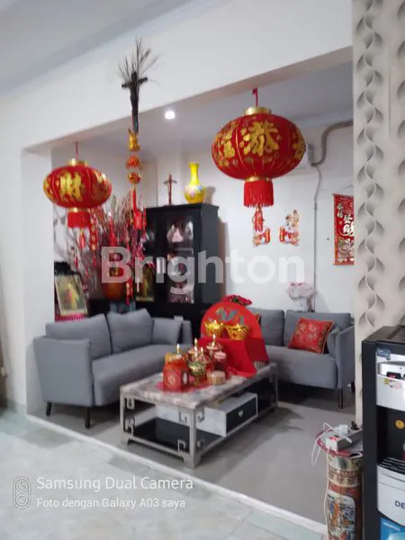 image KEMANGGISAN KEBON JERUK JAKARTA BARAT RUMAH SIAP HUNI 2,5 LT. JL. GILISAMPENG (4)