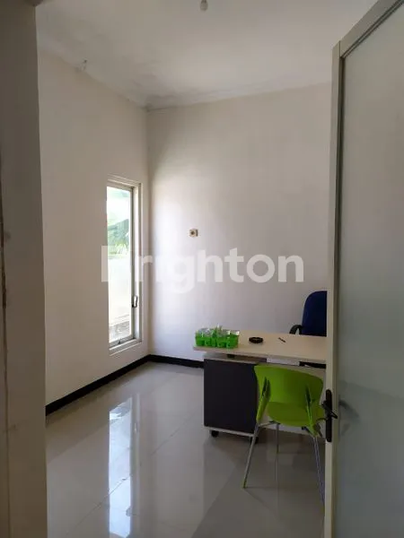 image RUMAH MENGANTI BANTING HARGA (5)