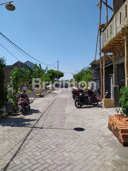 image RUMAH MENGANTI BANTING HARGA (7)