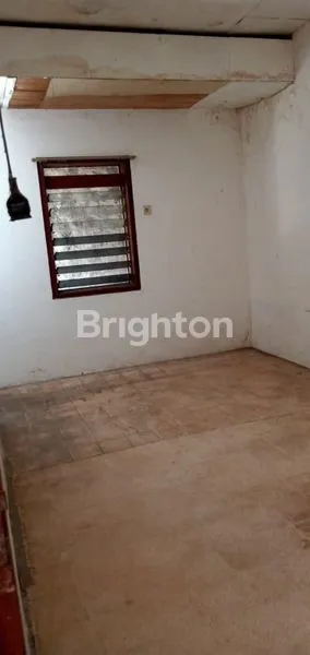 image RUMAH LUAS DI SEMAMPIR KOTA KEDIRI (3)