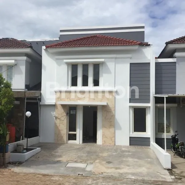image RUMAH 2 LANTAI SIAP HUNI KOTA MANDIRI TANJUNG BUNGA (1)