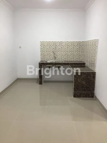image RUMAH 2 LANTAI SIAP HUNI KOTA MANDIRI TANJUNG BUNGA (8)