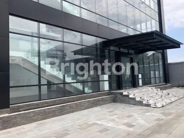 TANAH + GEDUNG + GUDANG KEBAYORAN LAMA, 4.5 LANTAI, LOKASI STRATEGIS