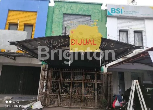 image RUKO 2 1/2 LANTAI, DEKAT DENGAN STASIUN (1)