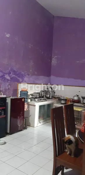 image RUMAH SIAP HUNI 2 LANTAI TERAWAT KONDISI BAGUS PONGANGAN MANYAR GRESIK JAWA TIMUR (6)