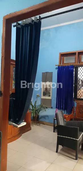 image RUMAH SIAP HUNI 2 LANTAI TERAWAT KONDISI BAGUS PONGANGAN MANYAR GRESIK JAWA TIMUR (5)