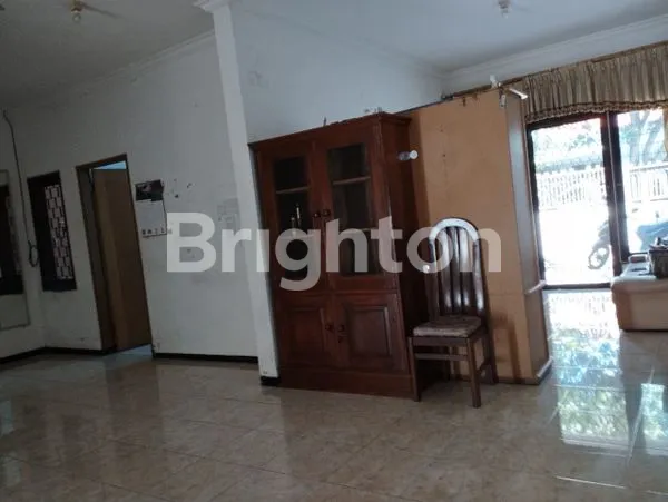 image RUMAH DARMO PERMAI SELATAN  (5)