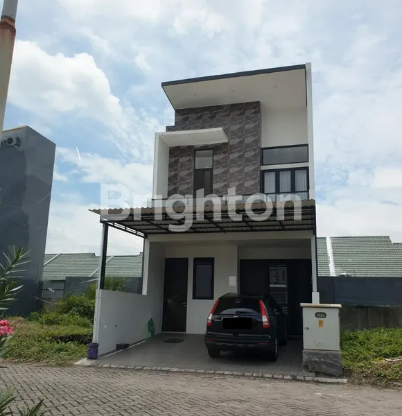 image RUMAH SUKOLILO DIAN REGENCY 2 SURABAYA (1)