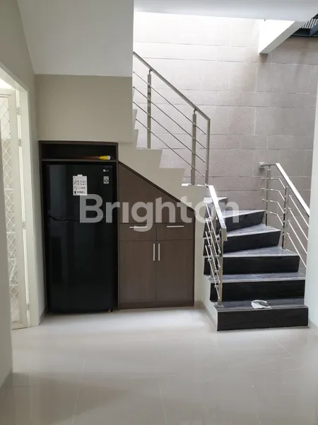 image RUMAH SUKOLILO DIAN REGENCY 2 SURABAYA (6)