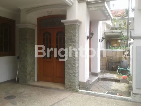 image PANTAI MENTARI JALAN UTAMA (4)