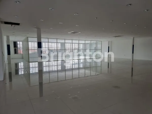 image KH MUKMIN TOKO 3 LANTAI, PUSAT KOTA, SURAT SHM (2)