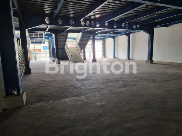 image KH MUKMIN TOKO 3 LANTAI, PUSAT KOTA, SURAT SHM (5)