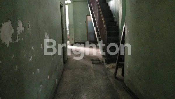 image RUKO STRATEGIS 2 LANTAI DI JALAN RAYA NGAGEL, DEKAT RS SILOAM (7)