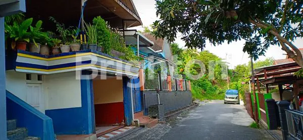 image RUMAH KOS STRATEGIS 2 LANTAI DI JL. LETJEN S PARMAN, LENGKAP FURNISH (1)