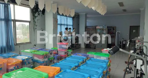 image RUKO 3 LANTAI SIAP PAKAI DEKET JALAN RAYA DI KARAWACI TANGERANG (4)