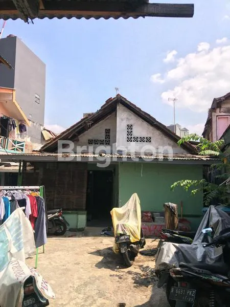 image RUMAH DI JAKARTA PUSAT (2)