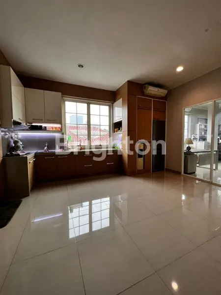 image RUMAH GROGOL JAKARTA BARAT 3 LANTAI (4)