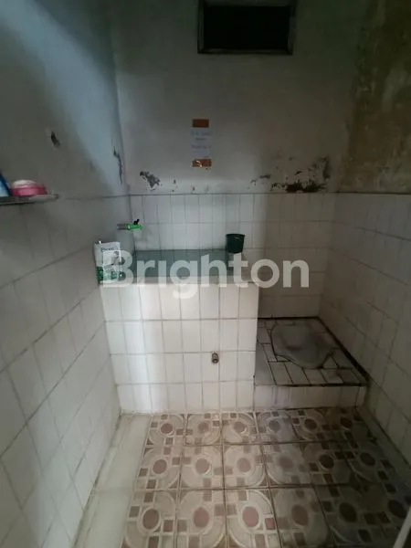 image RUMAH TENGAH KOTA SOLO (6)