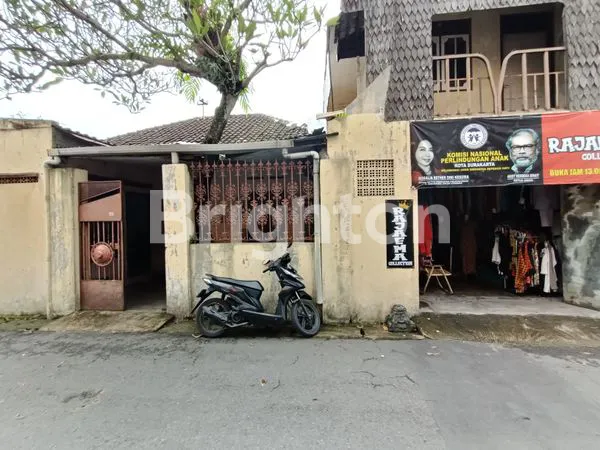image RUMAH TENGAH KOTA SOLO (1)