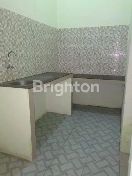 image RUMAH 2 LANTAI BANYUANYAR (6)