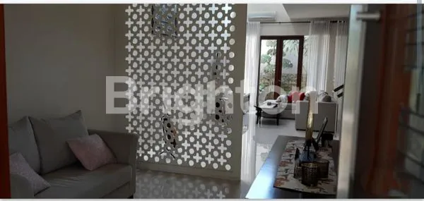 image RUMAH SECONDARY TERAWAT DI PRAMBANAN - MAHARAJA, FURNISH YANG NEMPEL, SIAP HUNI (8)