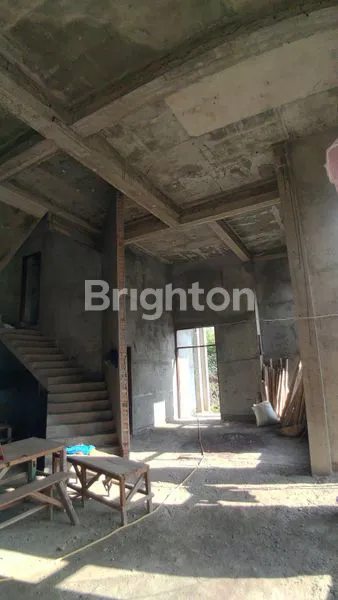 image RUMAH JALAN RAMBUNG SIMPANG WARINGIN,  LOKASI DEKAT INTI KOTA DEKAT KE PODOMORO DELI PARK MALL, MEDAN FAIR MALL, DEKAT SEKOLAH NASIONAL & INTERNATIONAL ,  COCOK UNTUK HUNIAN MAUPUN DIJADIKAN UNTUK BISNIS PENGINAPAN, CAFE DLL (4)